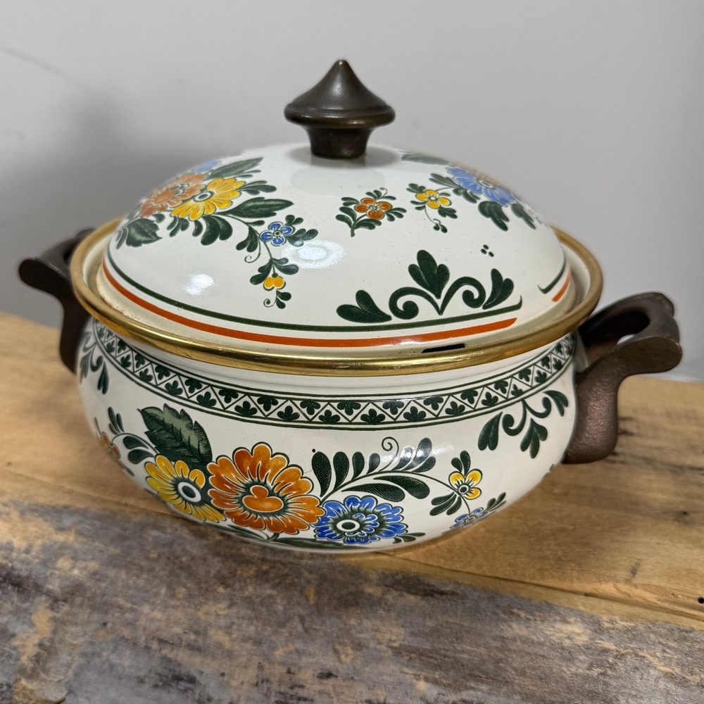 Asta West Germany Enamel Floral Dutch Oven Lidded 8"Casserole Pot Vintage Cream